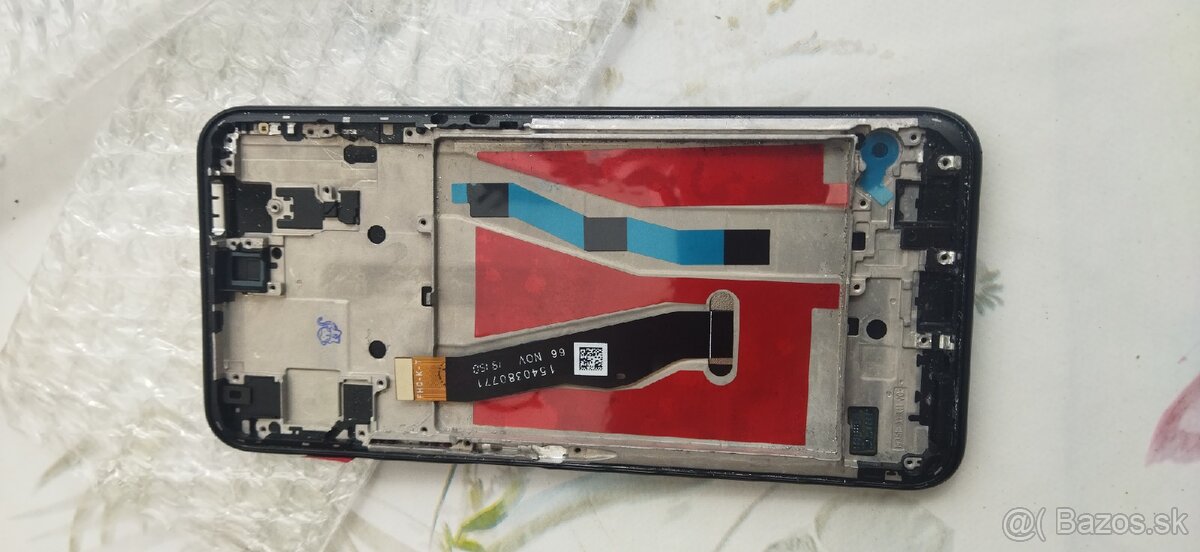 Huawei psmart PRO 2019 display - 2