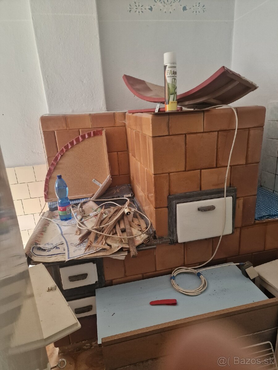 Predam kachlovce a nabytok - 2