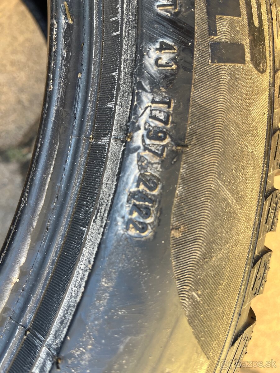 245/45 R18 100V XL. Pirelli zimne - 2