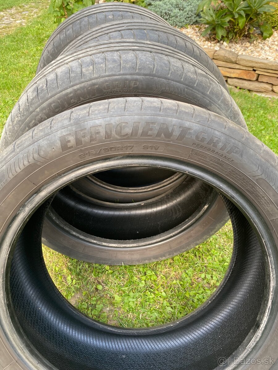 Letné pneu 215/ 50 R17 - 2