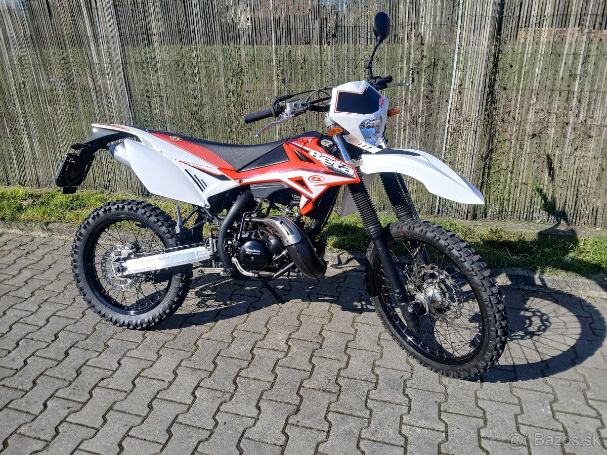 Beta RR 50