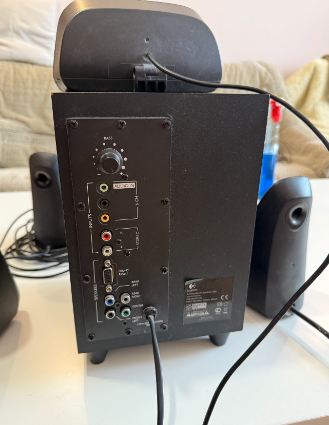 Predam zostavu 5.1 Logitech Z506 - 2