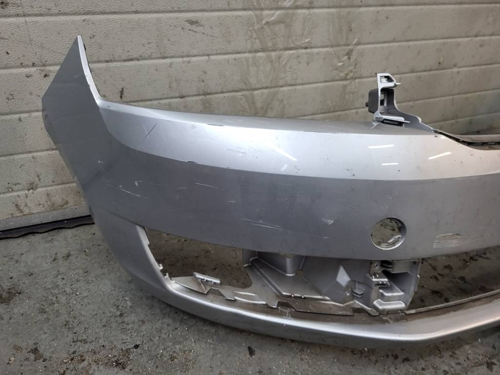 Skoda rapid 5j naraznik predny - 2