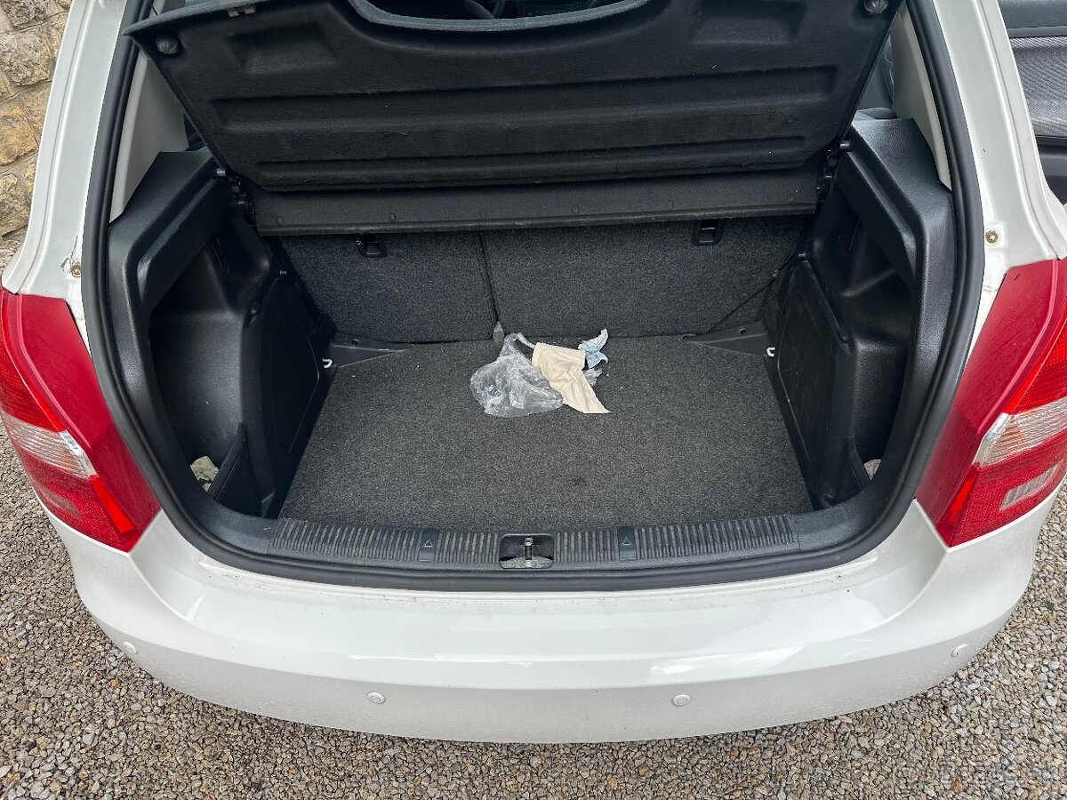 Rozpredam škoda fabia 2 1.2tsi 63kw 77kw - 2