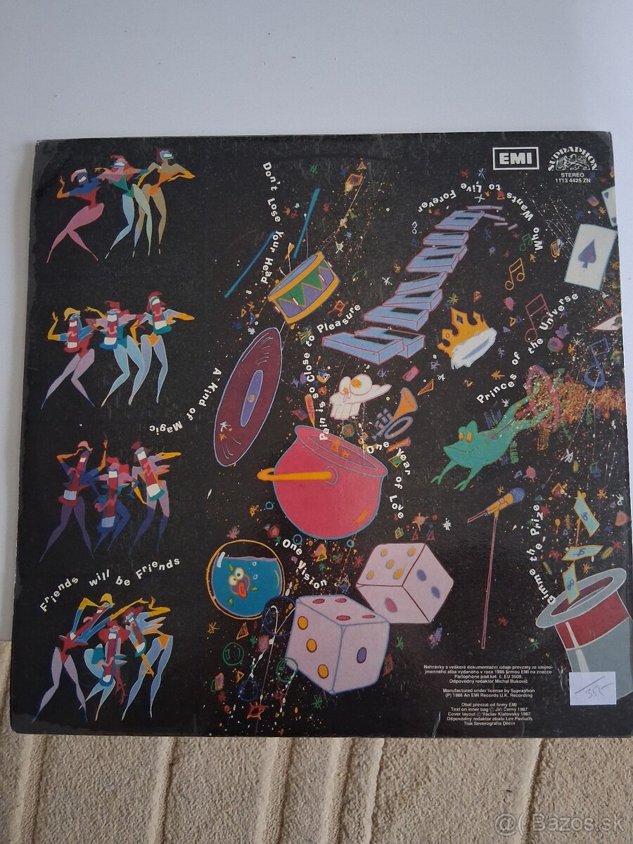 LP Queen A kind of magic - 2