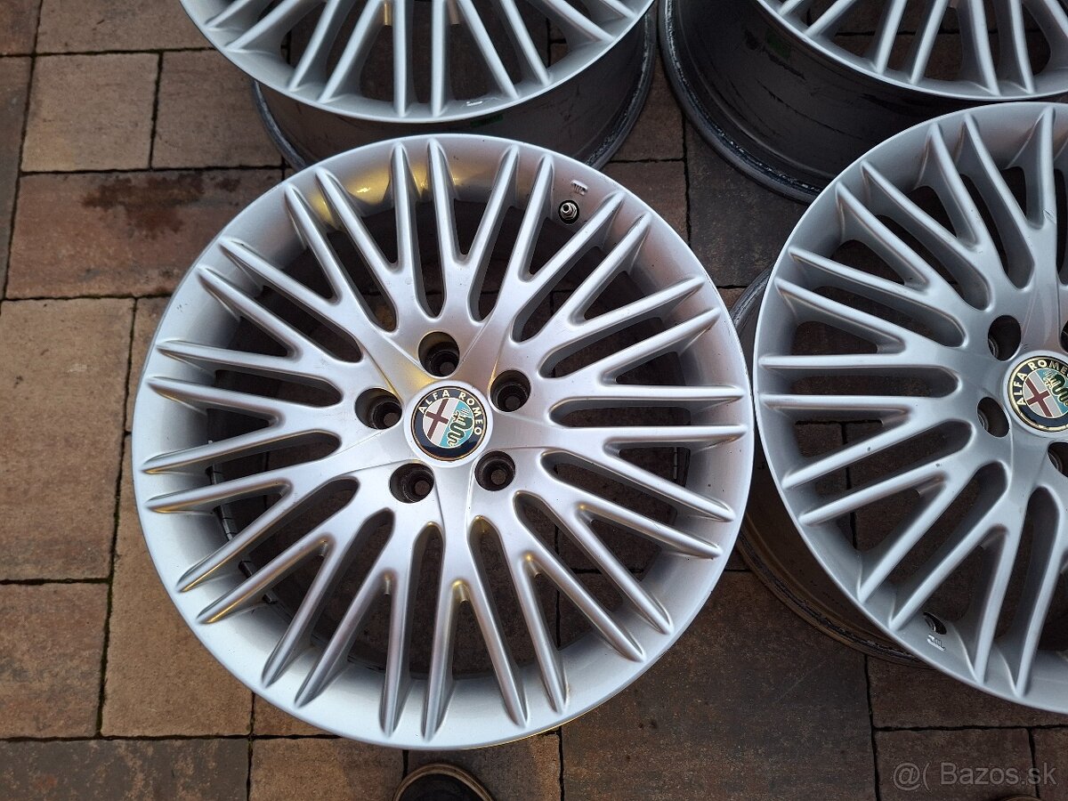 Predám org.hlinikové disky Alfa Romeo--R17 - 2