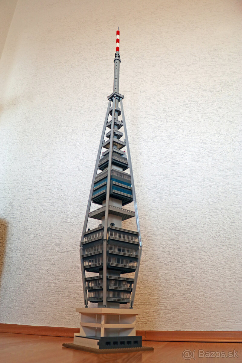 LEGO - MOC TV Kamzik - 2