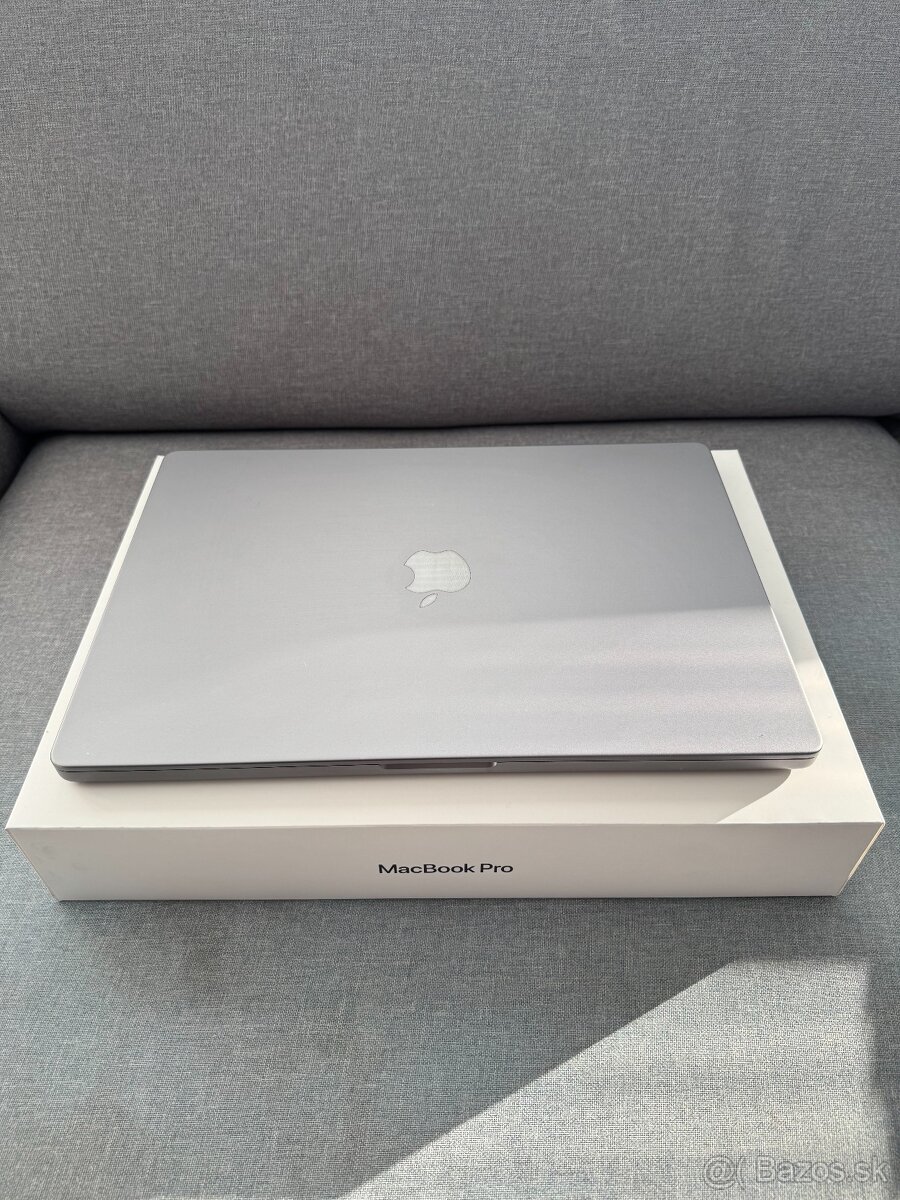 Apple MacBook Pro 16, M1 Max, 32GB, 1TB, Space grey - 2