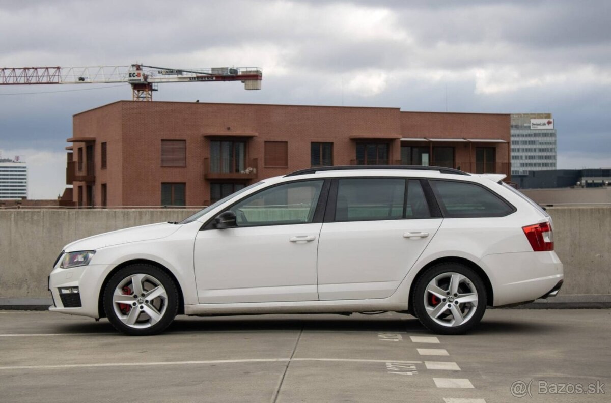 Škoda Octavia Combi 2.0 TDI DPF RS DSG - 2