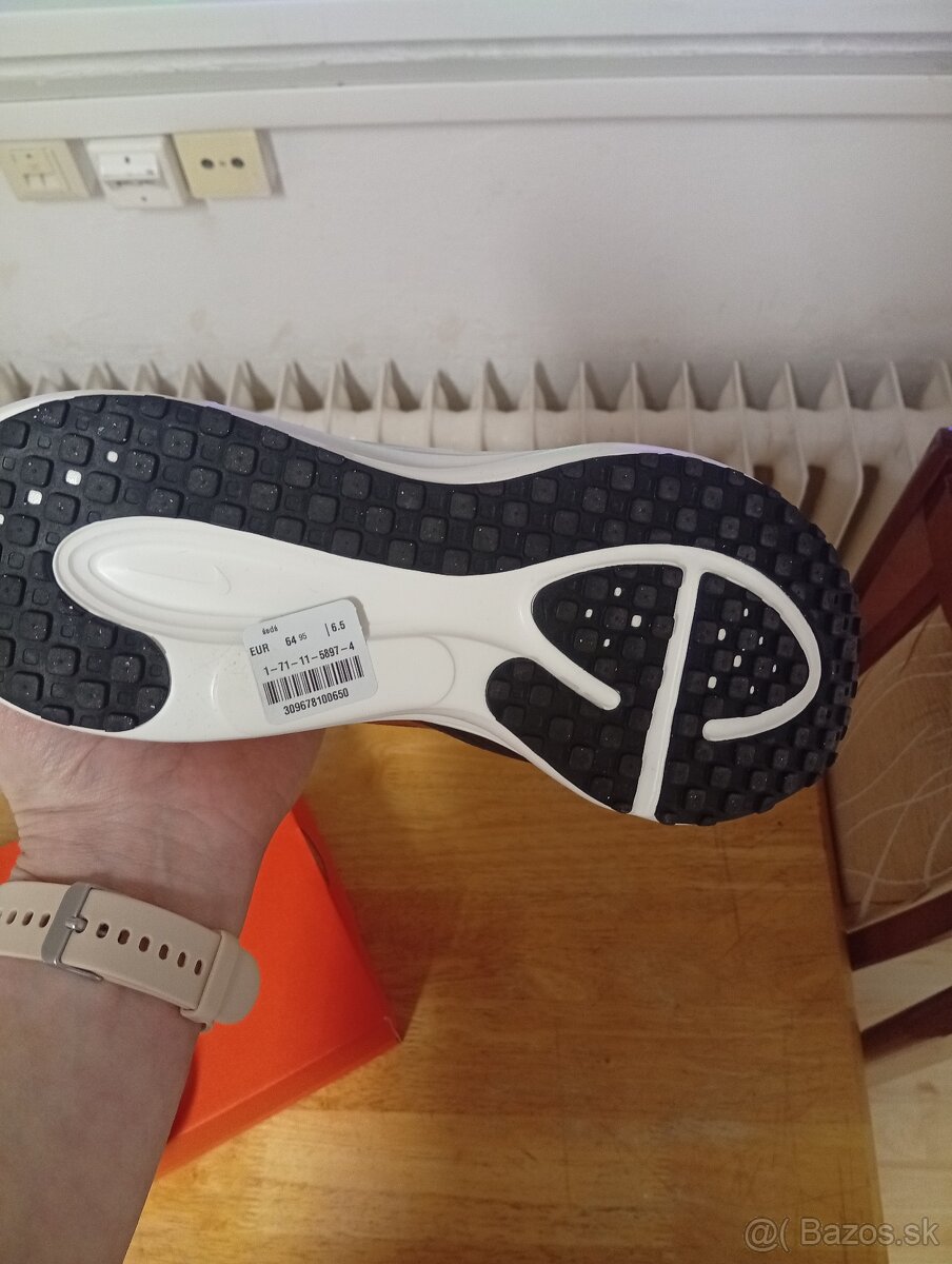 Niké Revolution botasky - 2