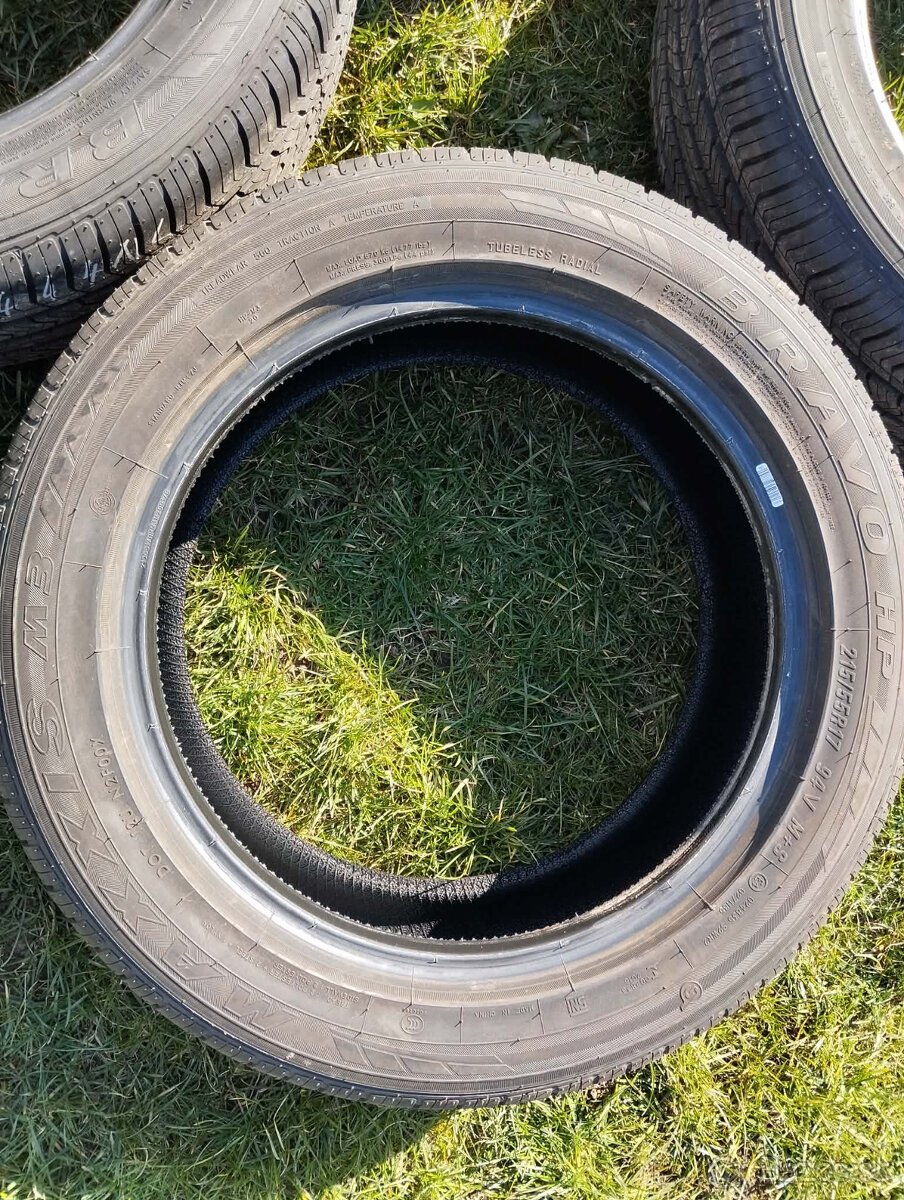predam NOVE pneumatiky Maxxis Bravo M+S 215/55/r17 - 2
