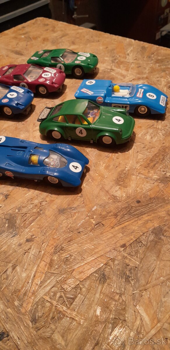 Retro auticka na autodrahu ites - 2