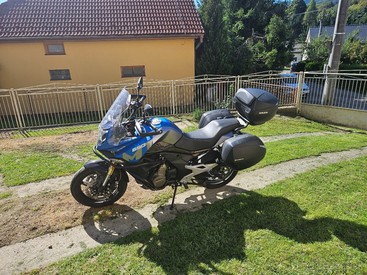 CF MOTO 650 MT - 2