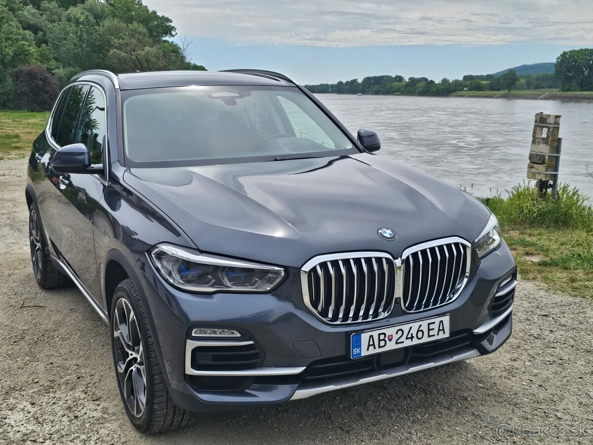 BMW X5 x-drive 40D 340 PS - 2