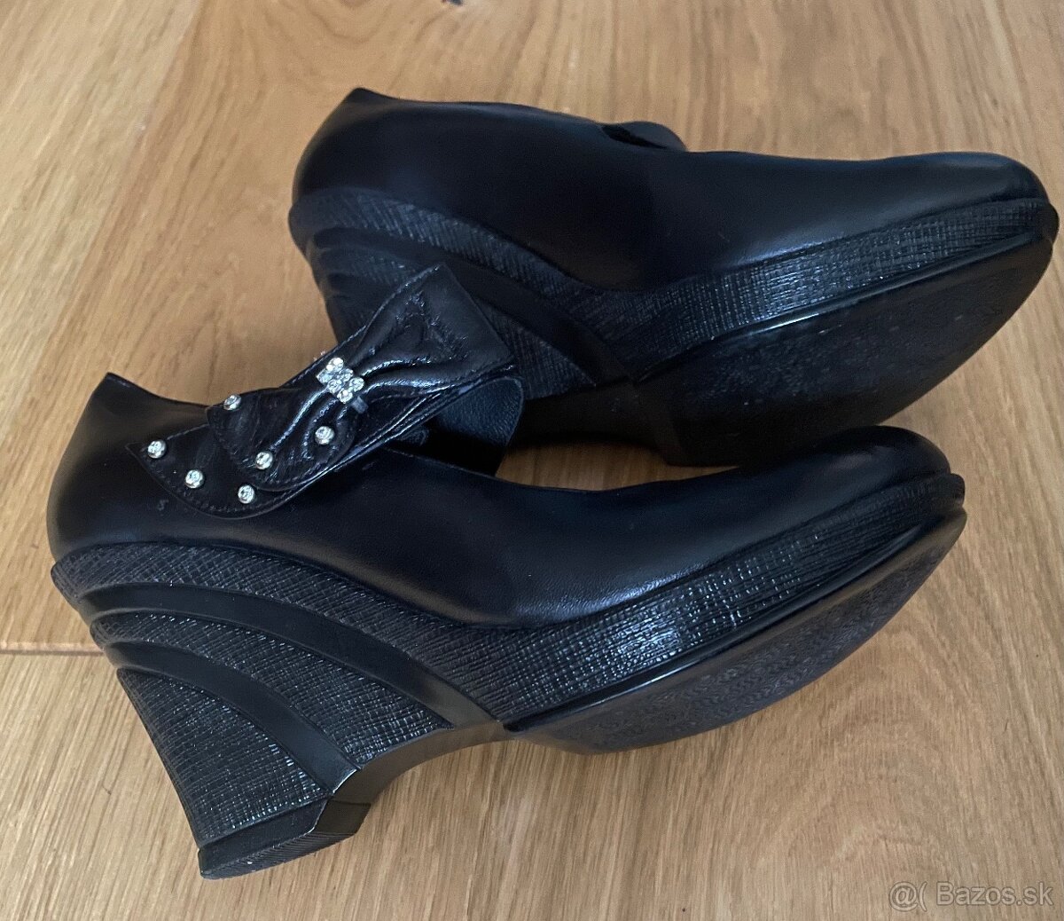 Nenosené lodičky na platforme, 38-39, 3€ - 2