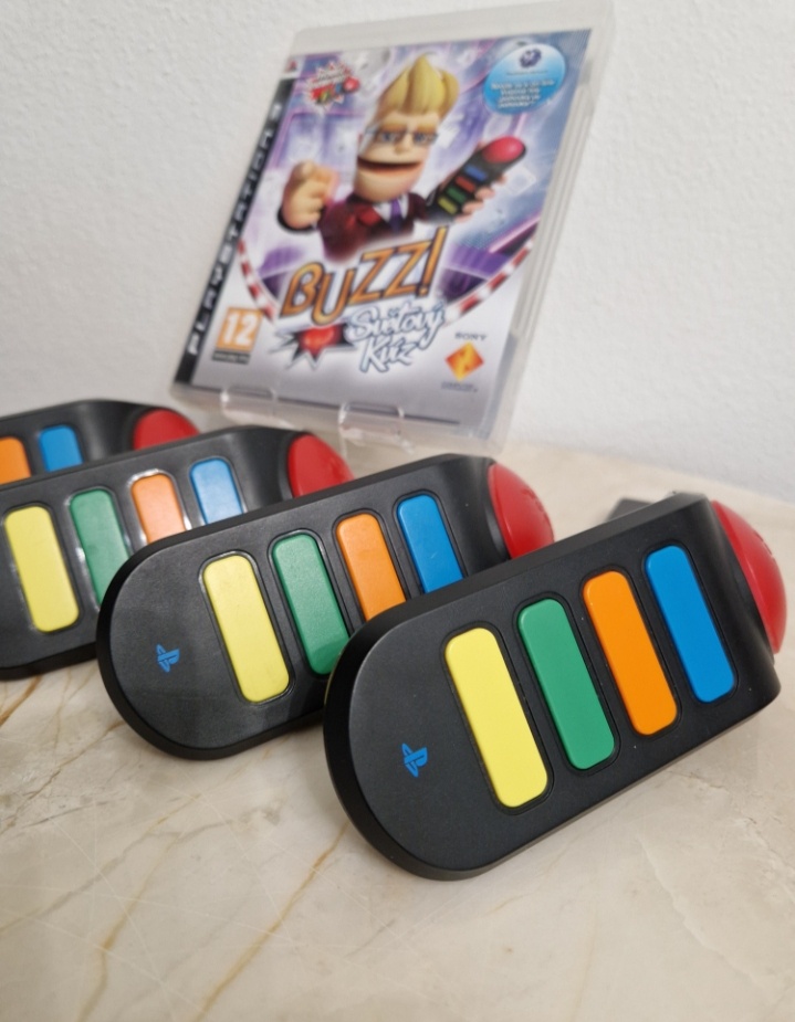 Buzz Světový Kvíz CZ + 4 ovládače - 2