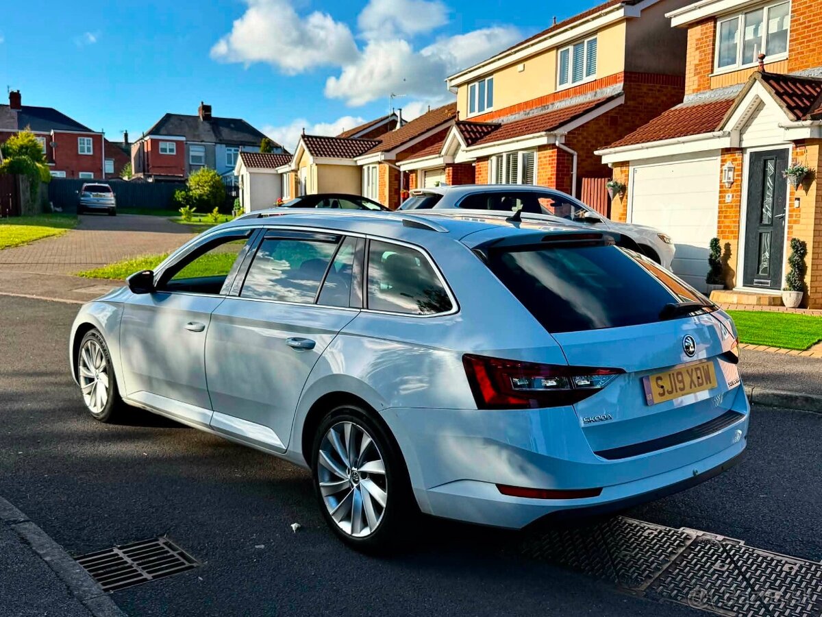 skoda superb 2019 - 2