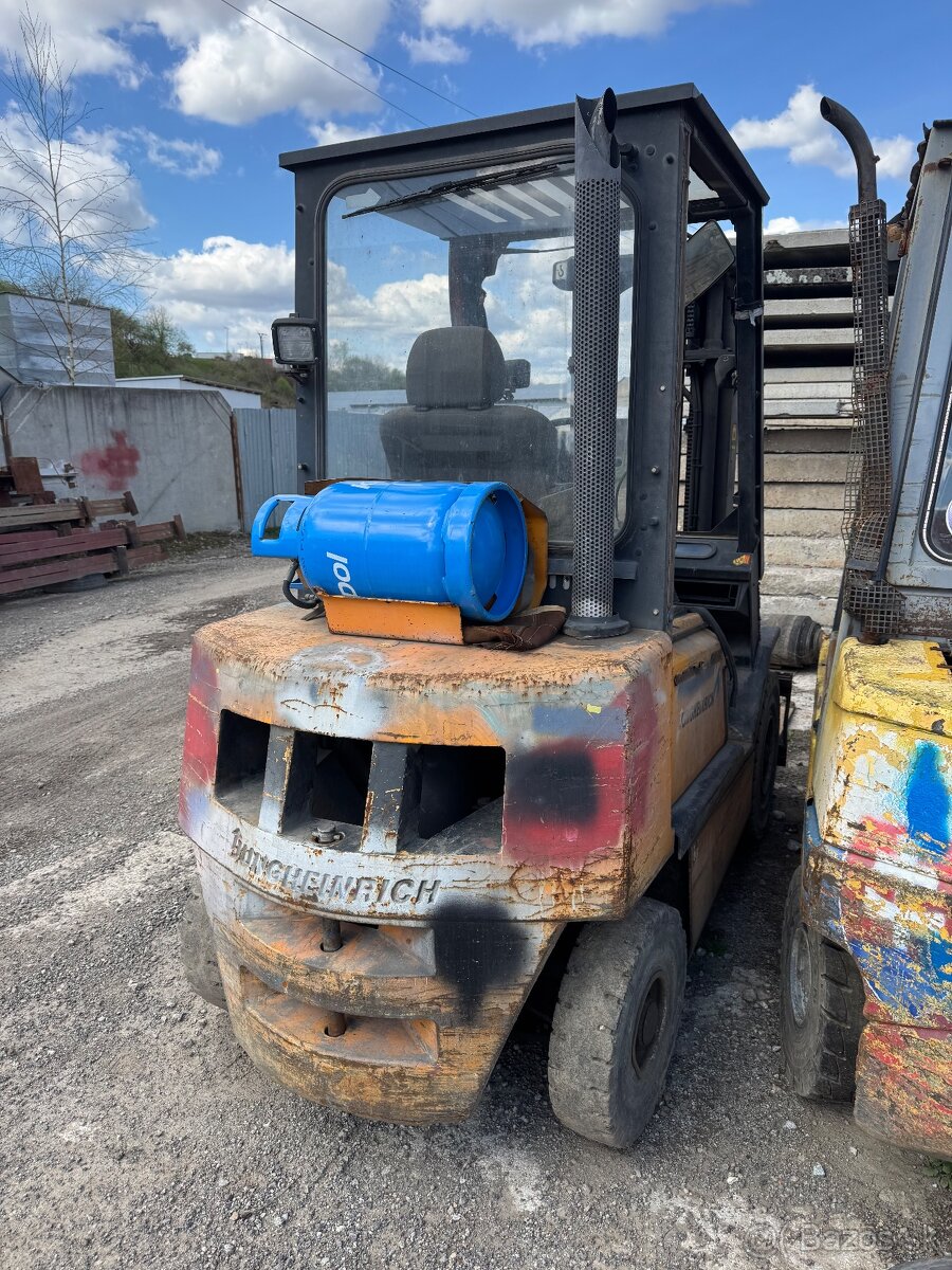 Jungheinrich TFG 25 G+E - 2