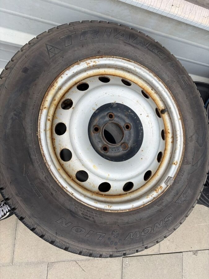 sada zimních kol 215/65 R16 - 2
