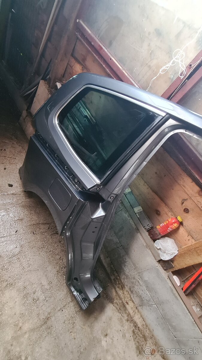 Predam PZ blatník na Seat Alhambru - 2