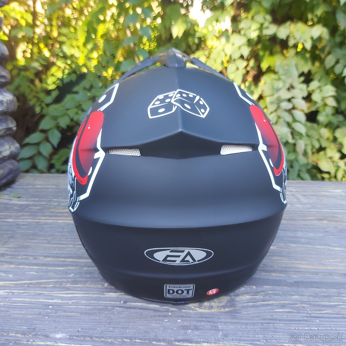 Predám novú nepoužitú prilbu veľkosť M - 2