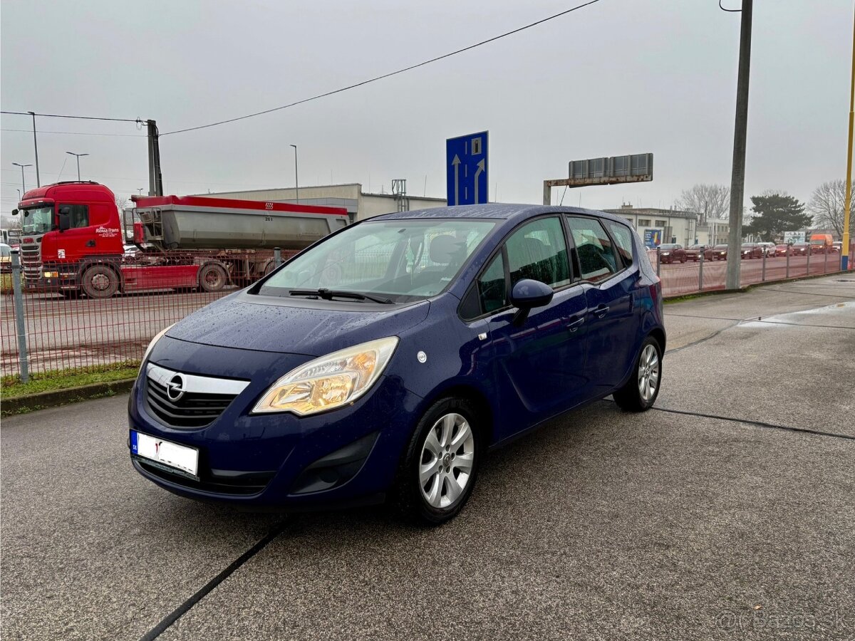 Opel Meriva 1.4i 2013 - 2