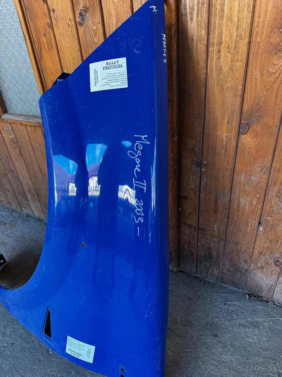 Renault Megane II 2 2003- ľavý blatník - 2