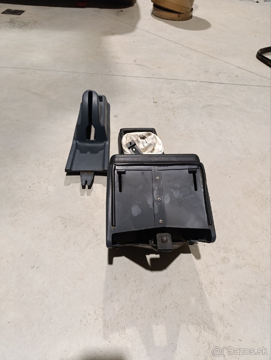 Stredový panel škoda Felicia - 2