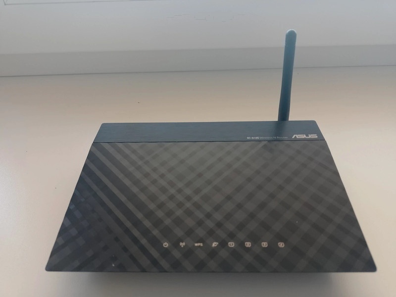 Router Asus RT-N10E - 2
