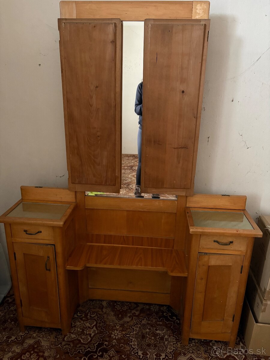 Kozmeticky toaletny stolik retro stary - 2