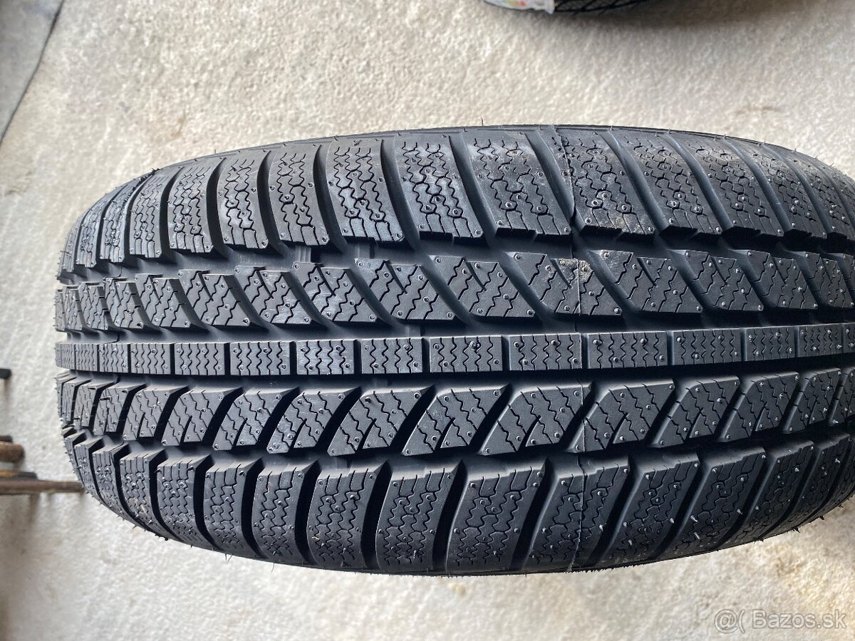 Zimné pneu 205/55 r16 - 2