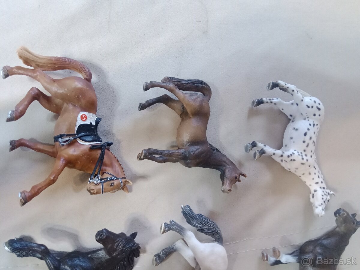 Schleich kone 3 - staršie modely - 2