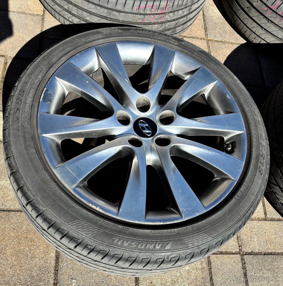 Disky Hyundai R18 - 2