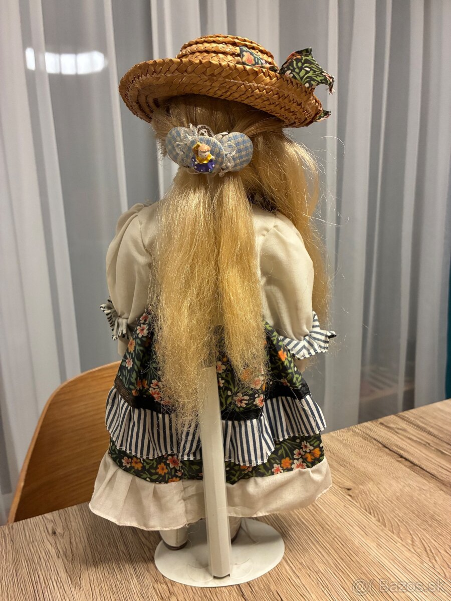 Porcelanova babika z 90tych rokov - 2