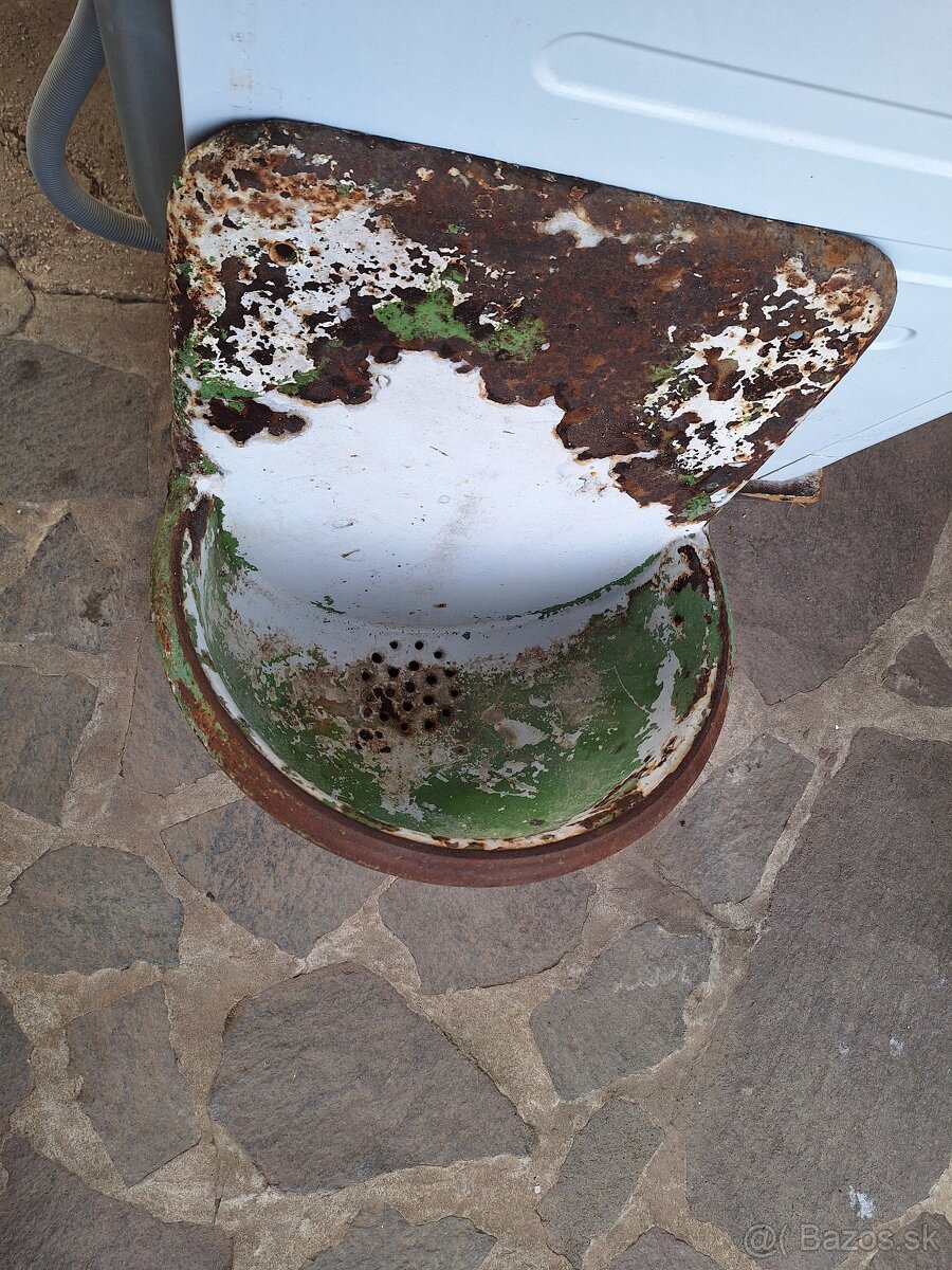 Liatinove umývadlo 2 - 2