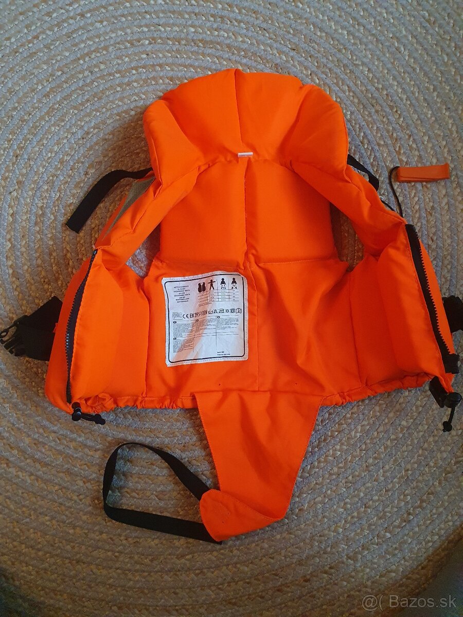 plavacia, zachranna vesta - 2