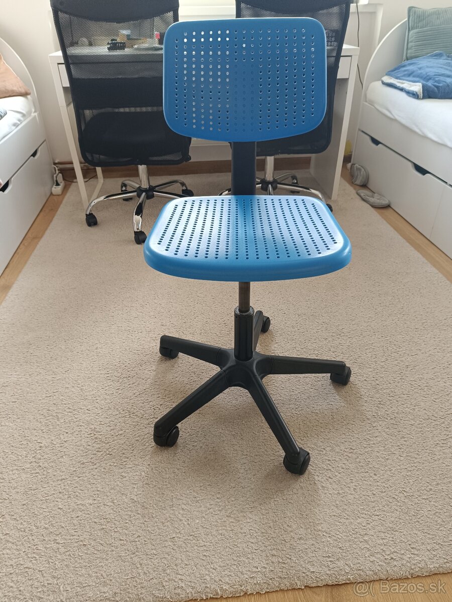 Predám detskú stoličku s kolieskami - 2