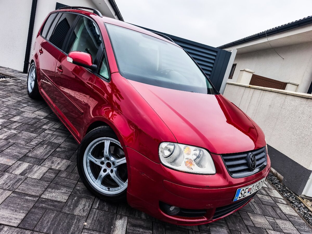 Volkswagen Touran - 2