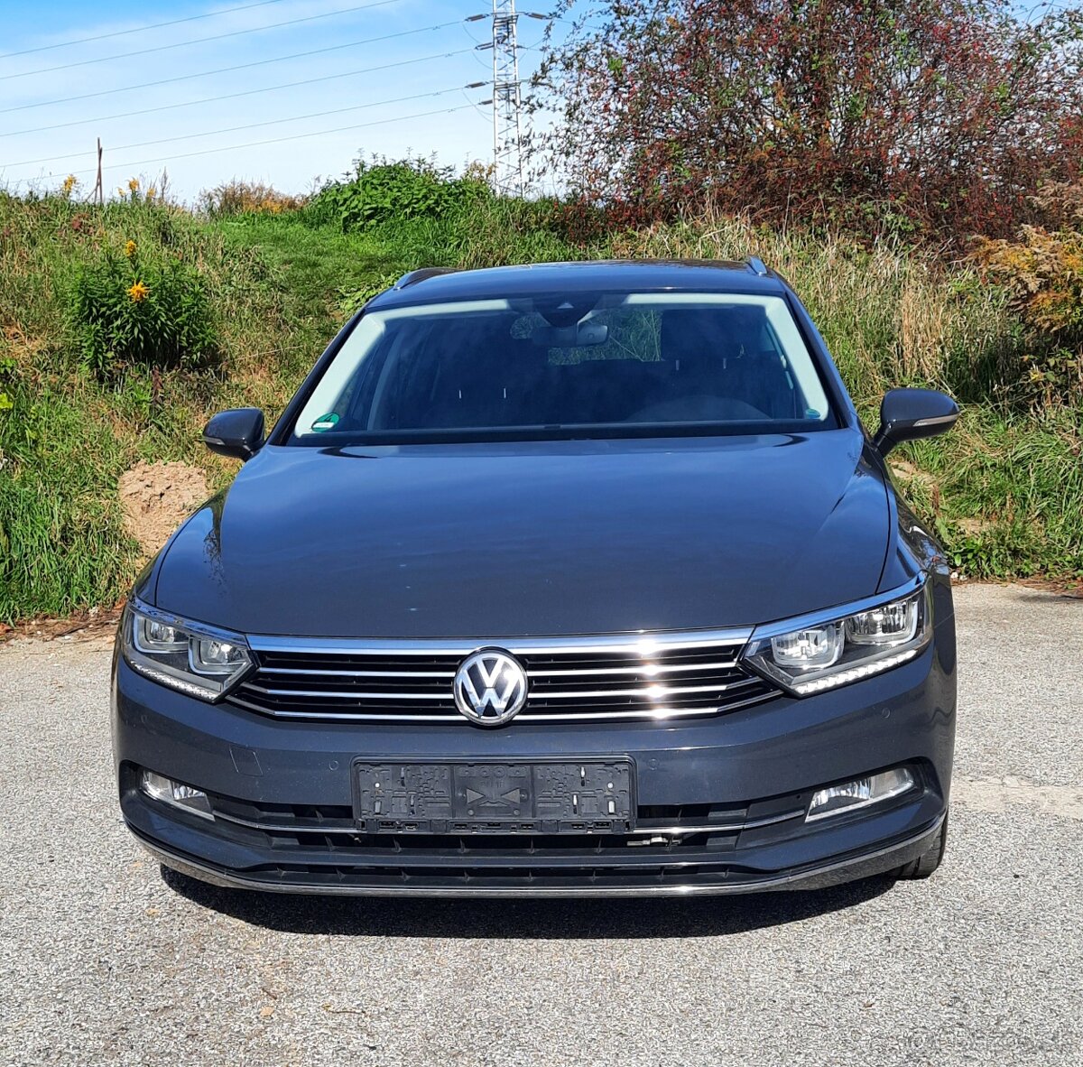 Predám Volkswagen Passat Variant 2.0 TDI EVO Elegance - 2