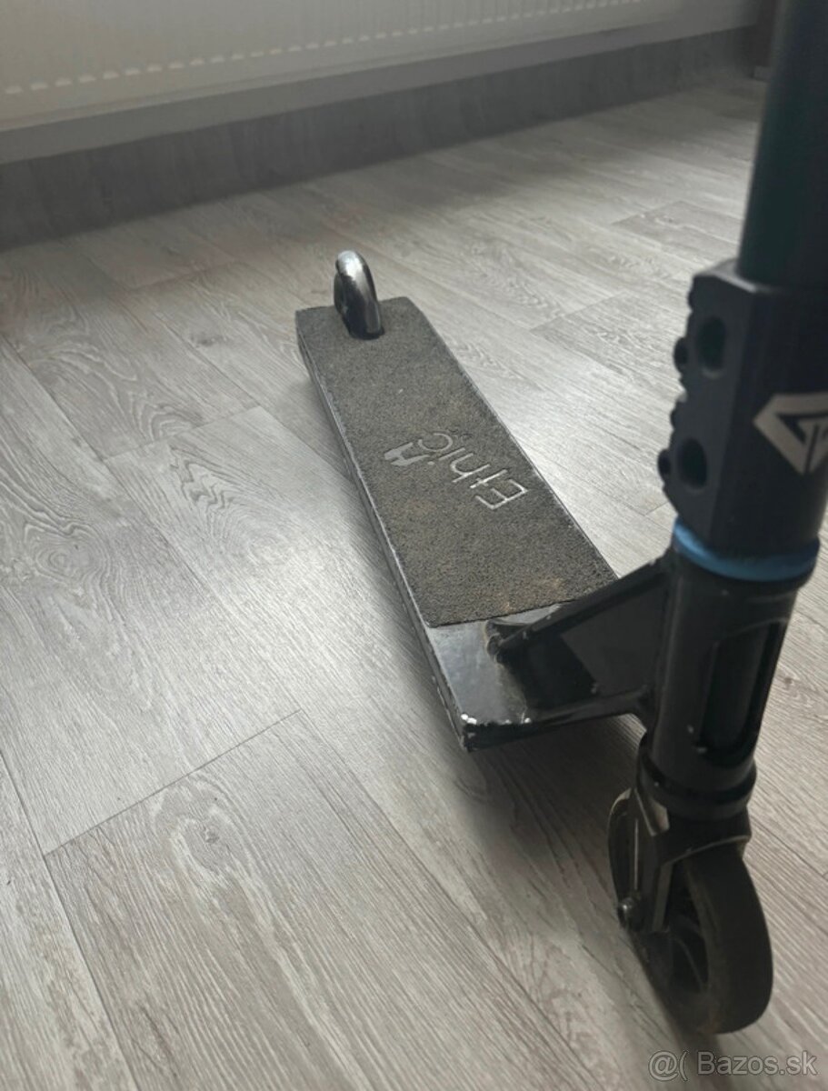 Freestyle kolobezka custom risa zelinka - 2