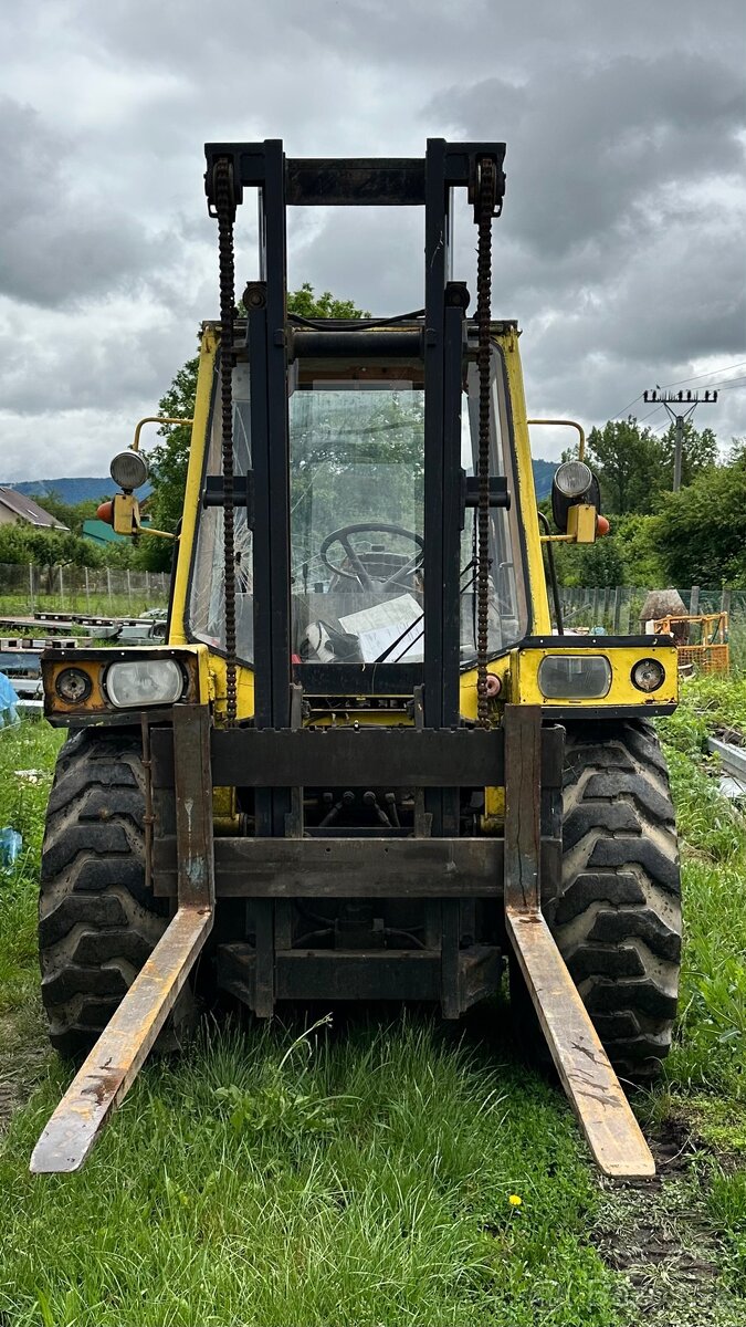Predám Zetor nd9,4x4,dlhé vidly - 2