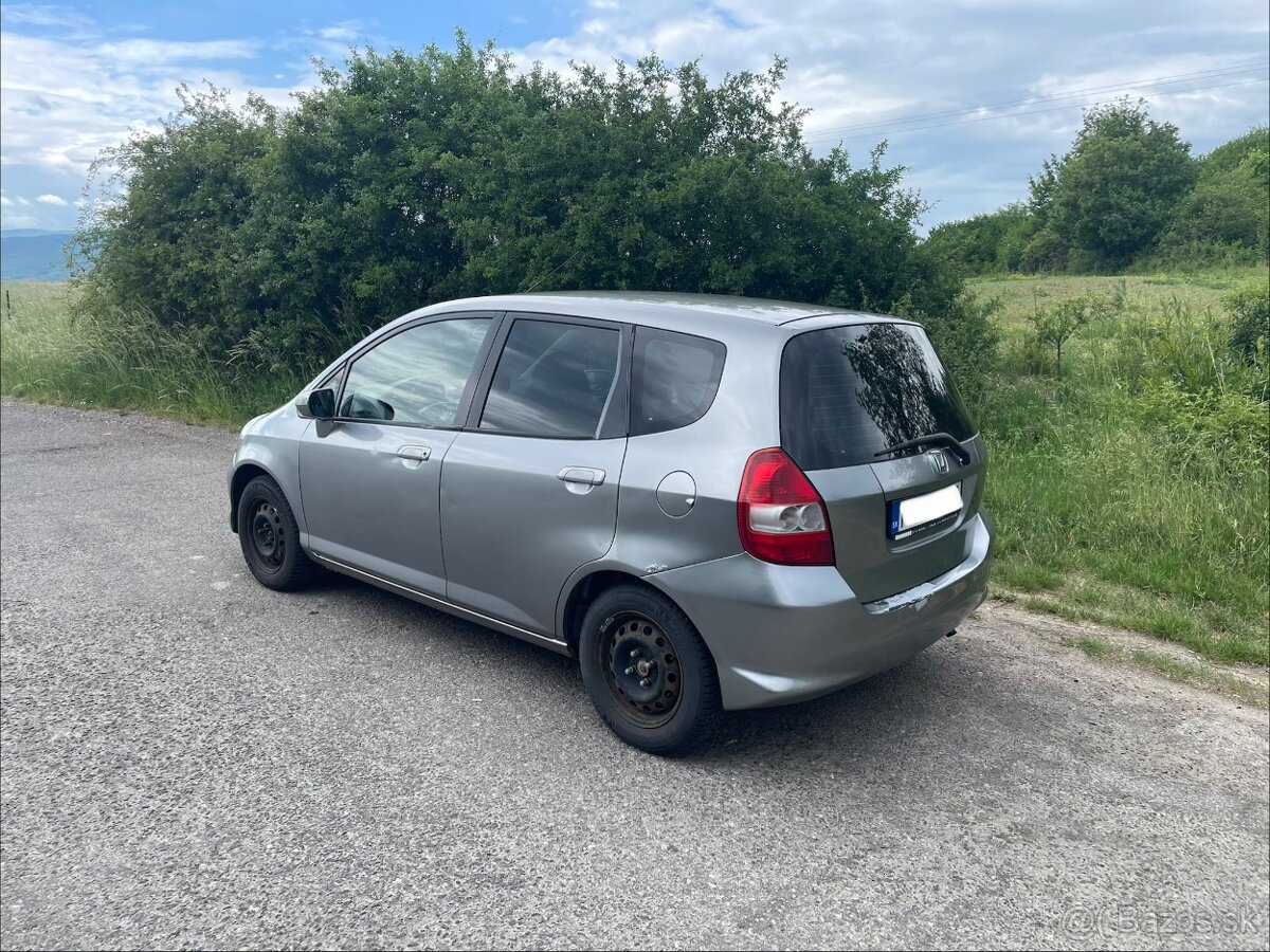 Honda Jazz 1.4 i-DSI - 2