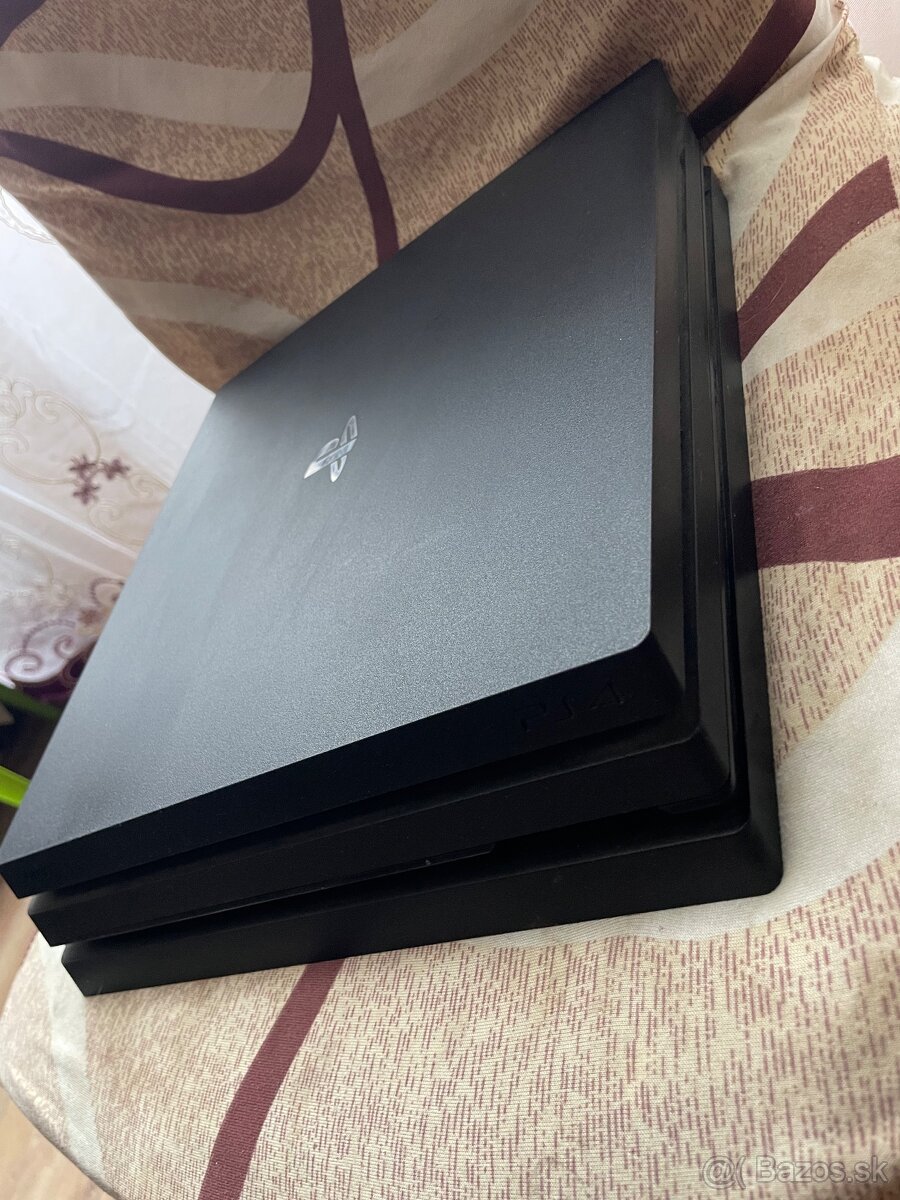 PS4 PRO - 2