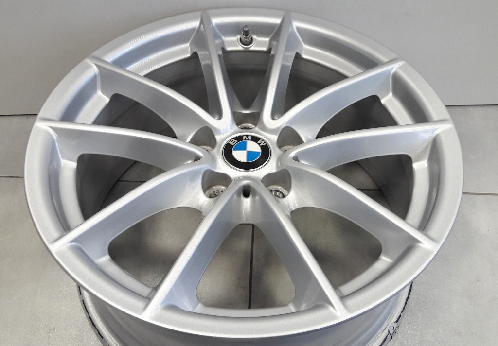 BMW 5 G30 18" Styling 619 - 2