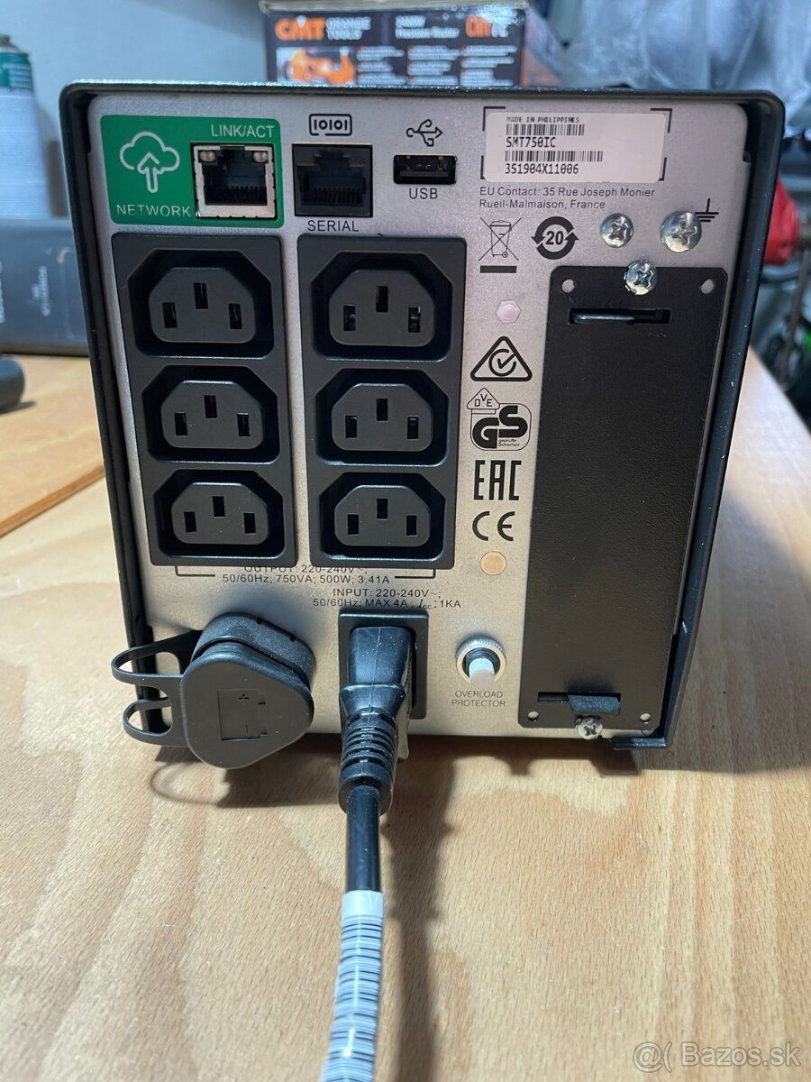 Predám APC Smart-UPS 750 (nový baterkový modul) - 2