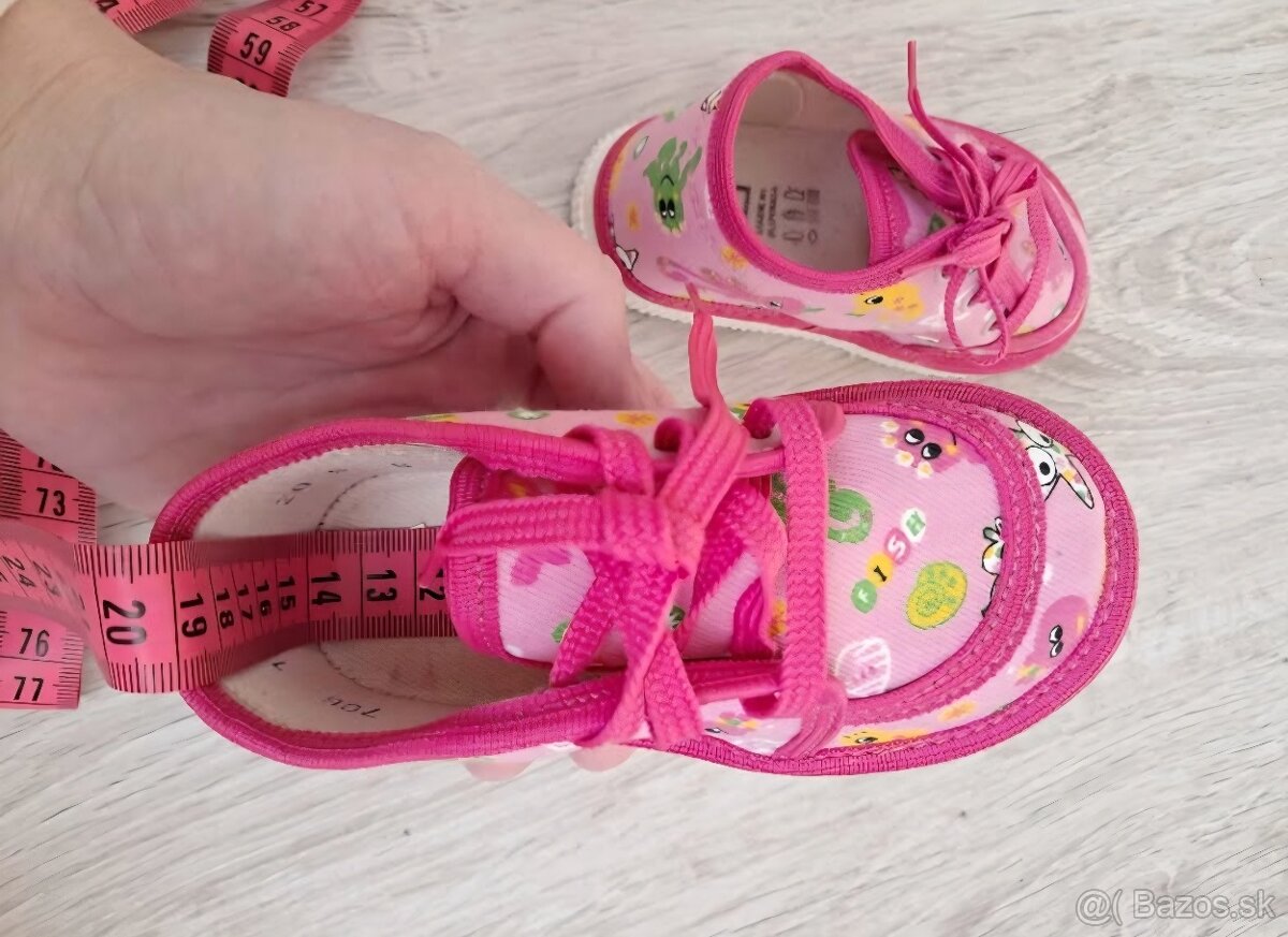 Papučky RAK č.20,5 (VD 14cm). Nové 10€ - 2