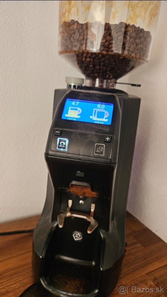 profi mlyncek na kavu Nuova Simonelli MD - 2