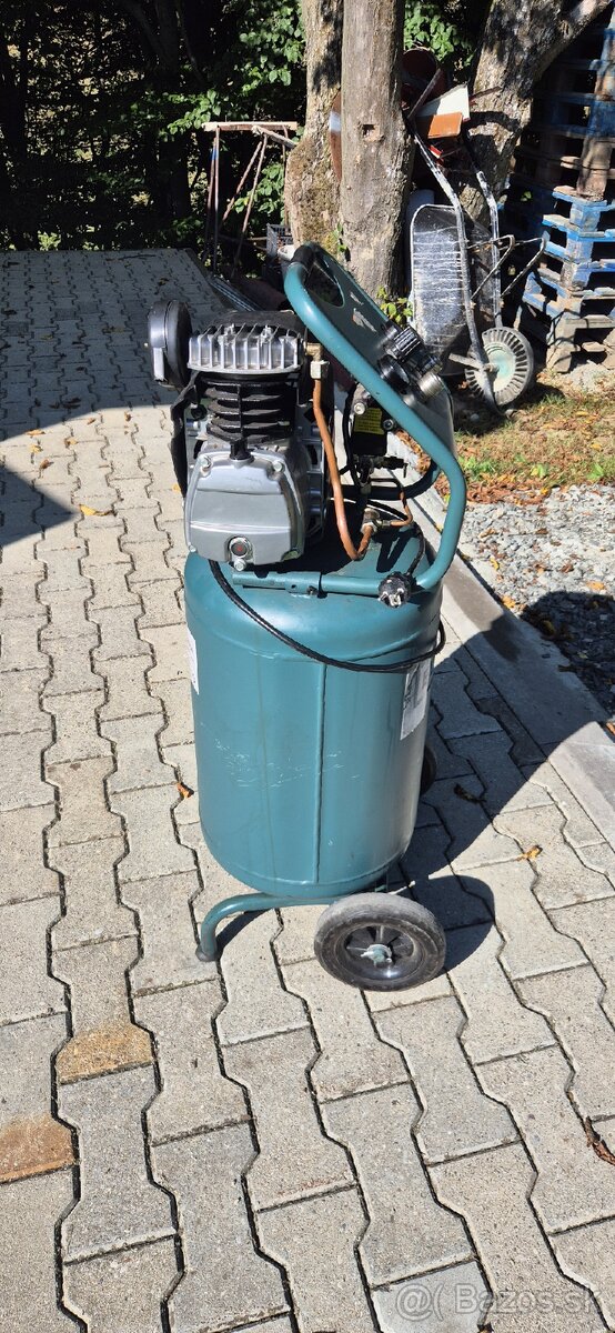 Olejový kompresor 50L - 2