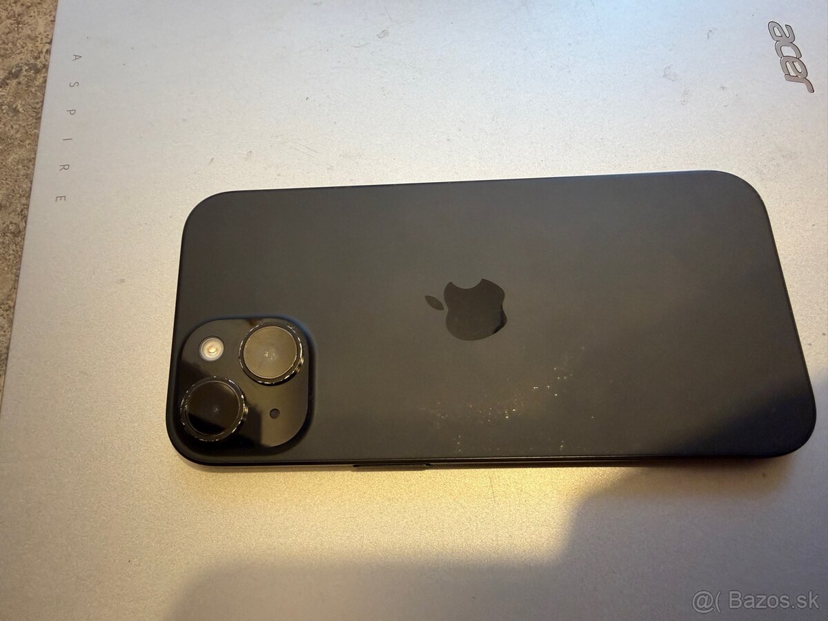 iPhone 15 - 2