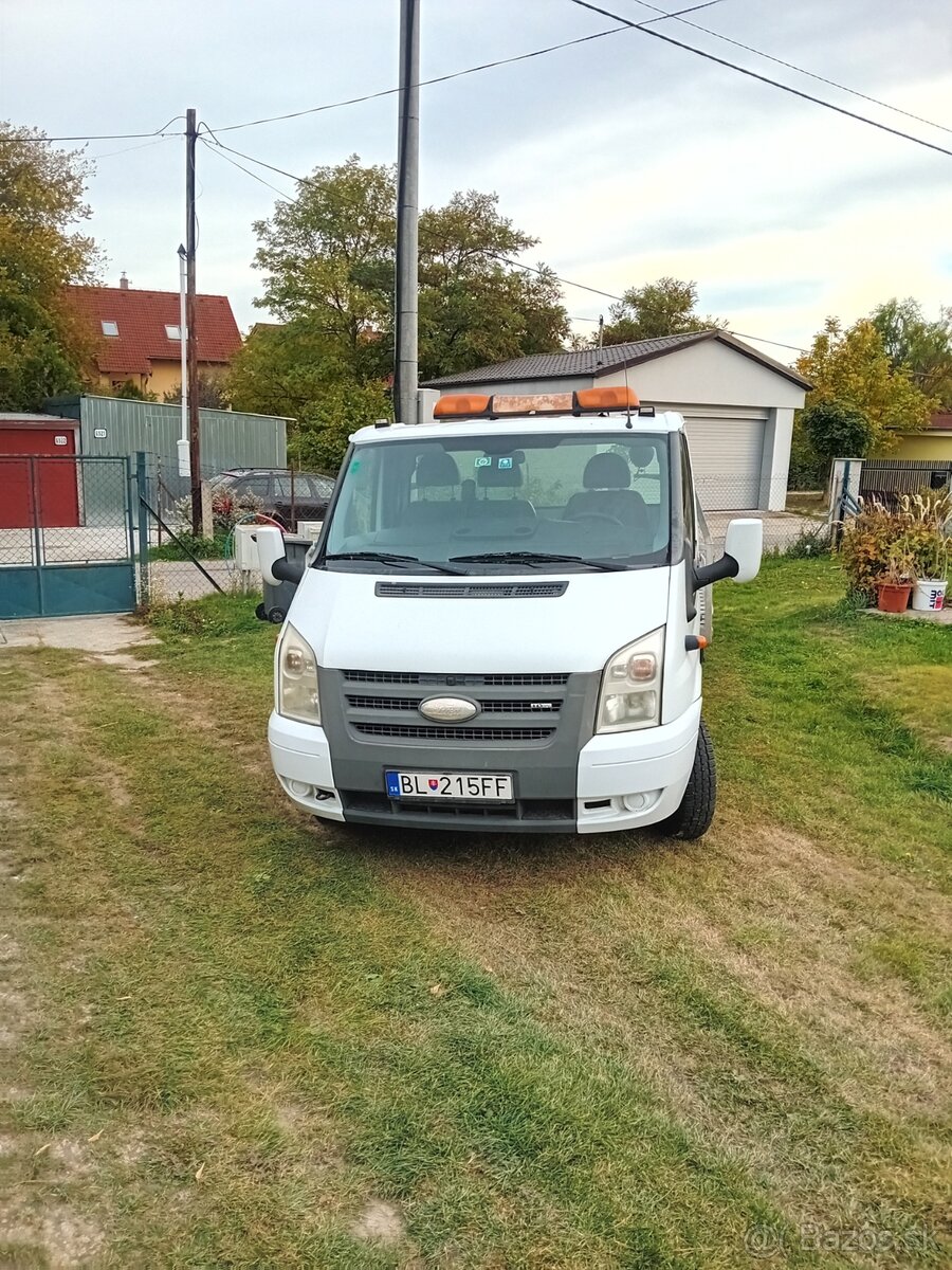 Ford Transit 2,4 Tdci Odťahovka - 2
